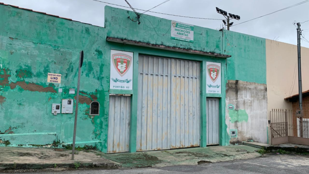 Após interdição do estádio São Sebastião, o Vila do Carmo inicia obras de adequação