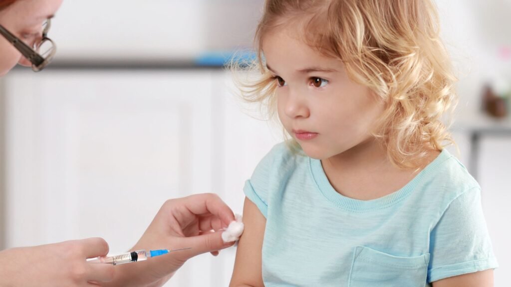 Campanha de vacinação contra a paralisia infantil começa hoje (27)