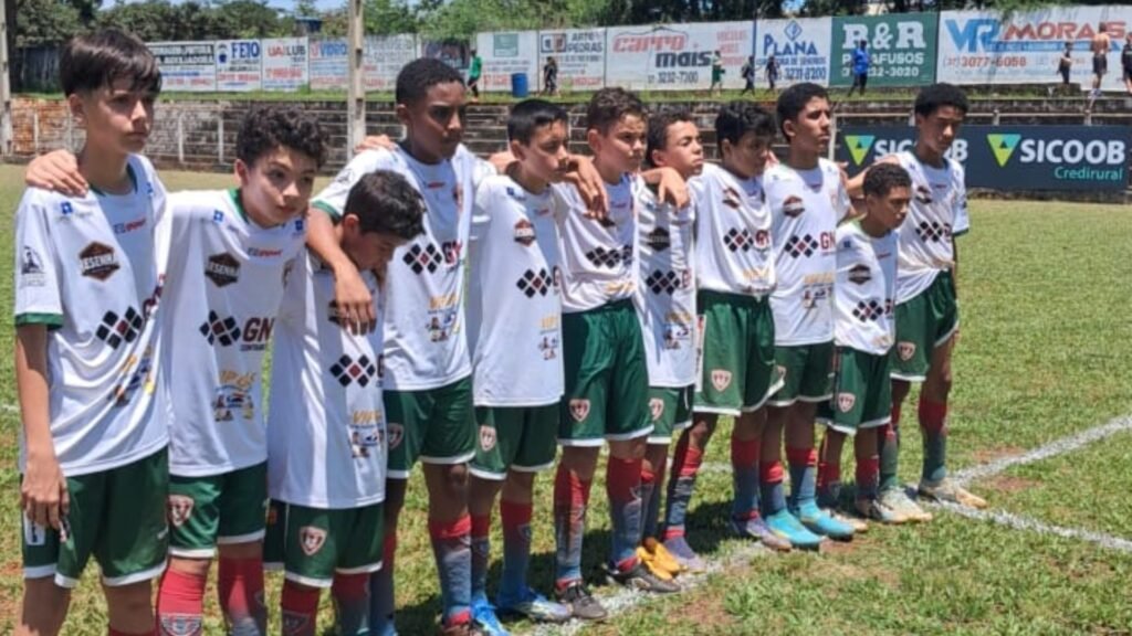 Equipes do Vila do Carmo de Barbacena disputam finais da Super Copa do Interior