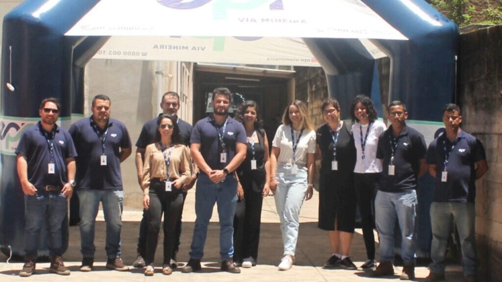EPR Via Mineira doa cestas de Natal ao Hospital Ibiapaba em Barbacena
