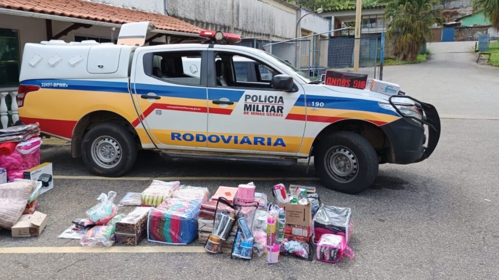 Polícia Militar Rodoviária apreende produtos eletrônicos na BR-265 em Barbacena