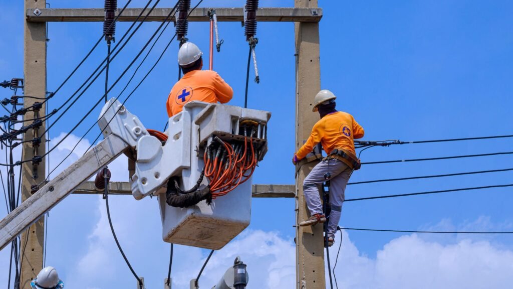 Cemig comunica manutenção da rede elétrica no Floresta, em Barbacena