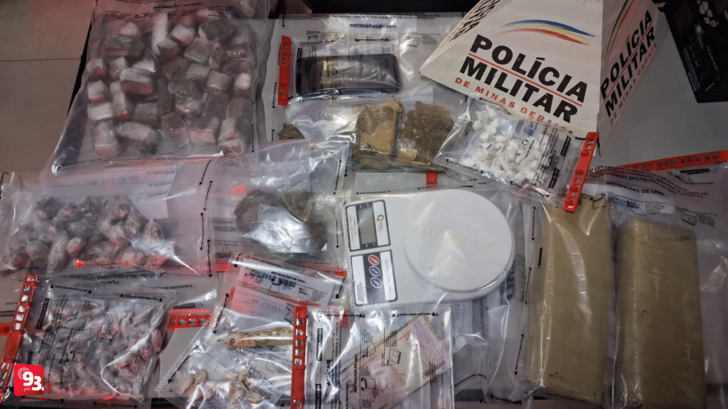 Homem é preso com drogas no bairro São José, em Barbacena