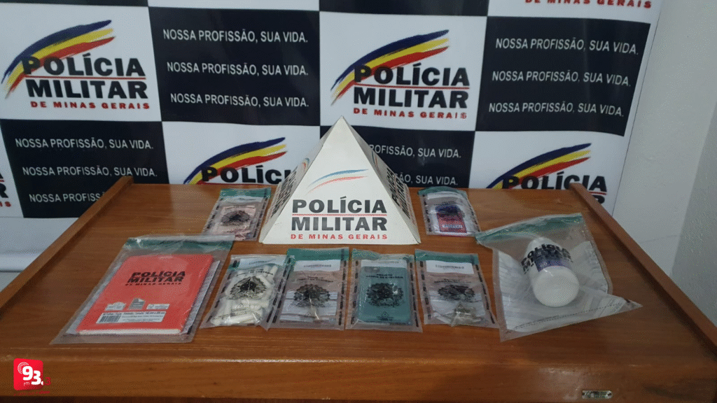 Homem é preso com 25 pinos de cocaína em cidade da região