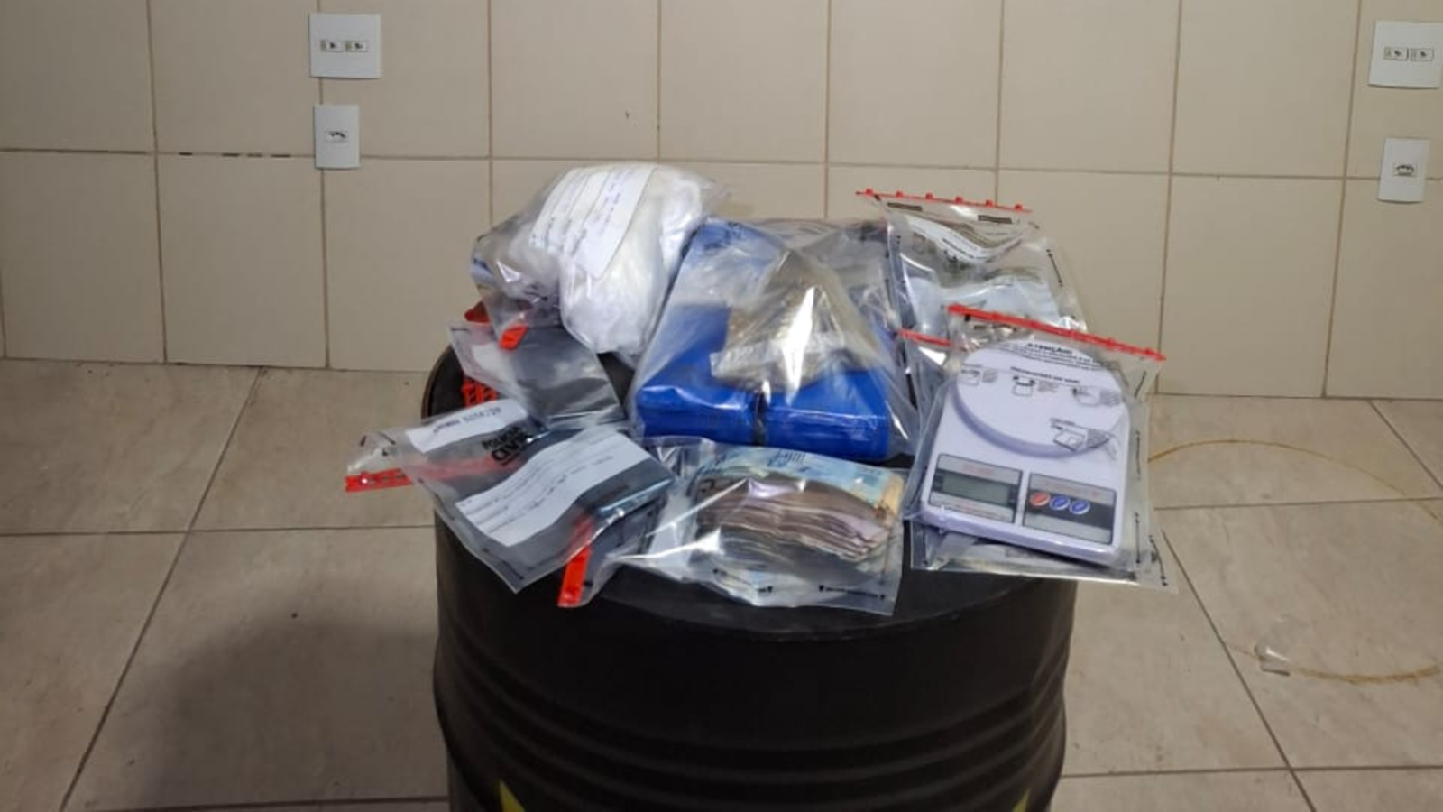 Leia mais sobre o artigo Jovens são presos com maconha em Barbacena