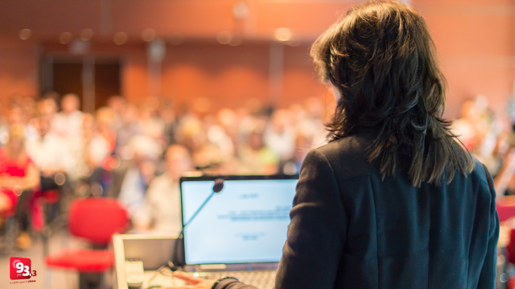 Barbacena recebe workshop sobre liderança