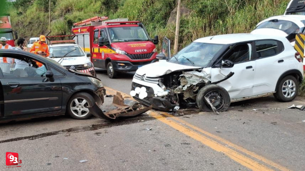 Pessoas ficam feridas em acidente na BR-040