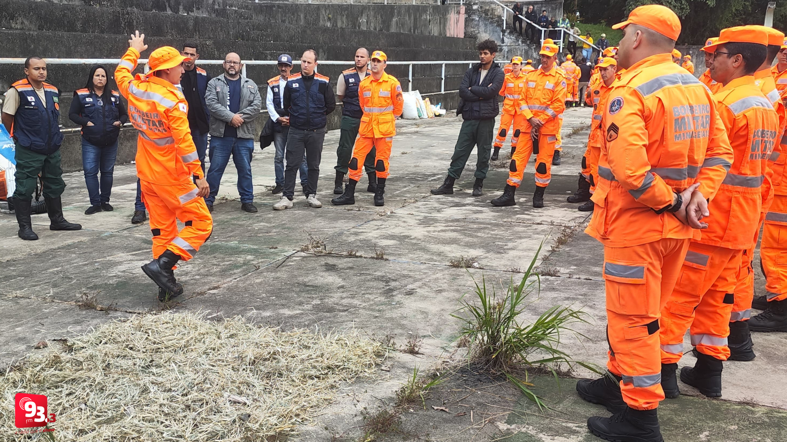 Leia mais sobre o artigo Bombeiros de Barbacena promovem Workshop sobre prevenção e combate a incêndios em vegetação
