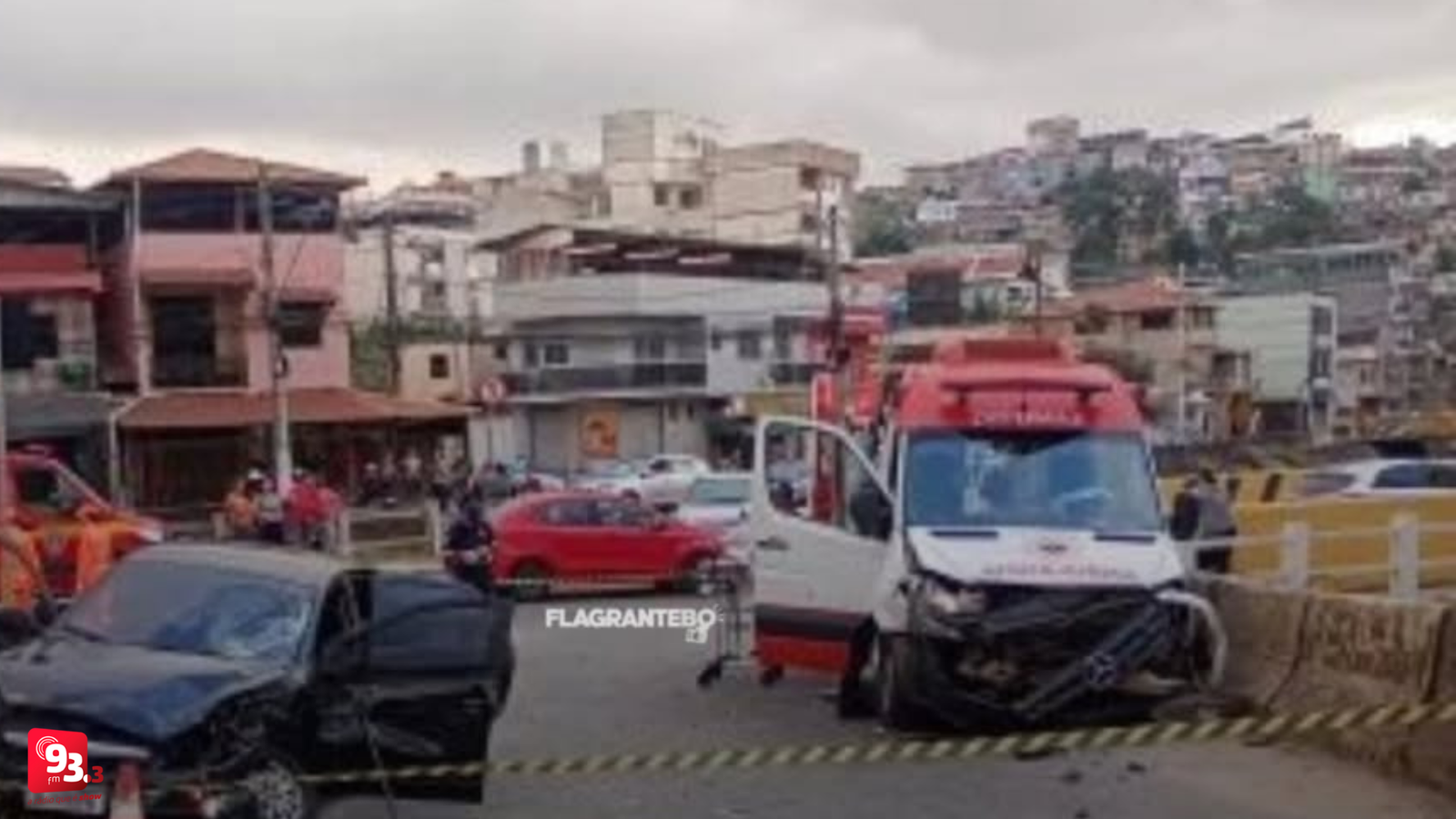 Leia mais sobre o artigo Acidente com ambulância do Samu deixa duas pessoas feridas em Barbacena