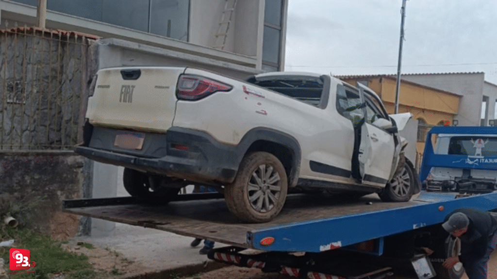 Prefeitura de Barbacena inicia remoção de veículos abandonados nas ruas