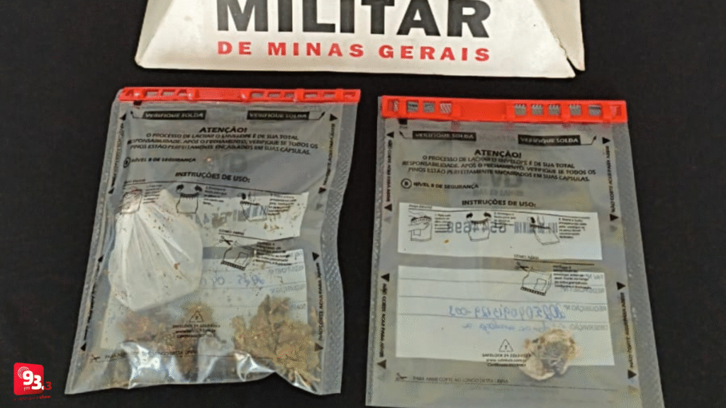 Polícia apreende maconha escondida em caixa de correio em Barbacena; mulher é detida