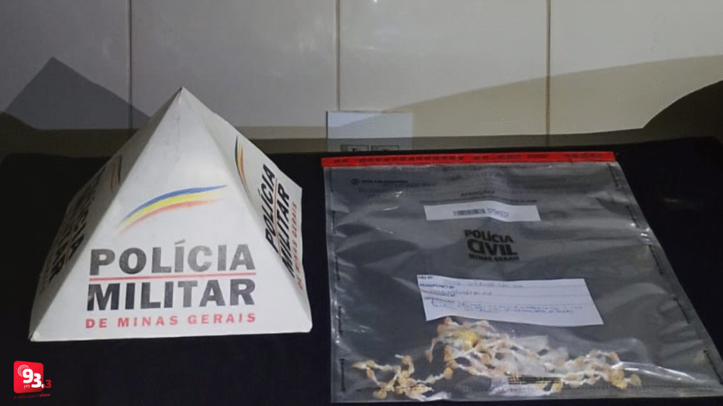 Idoso é preso com mais de 70 pedras de crack em Barbacena