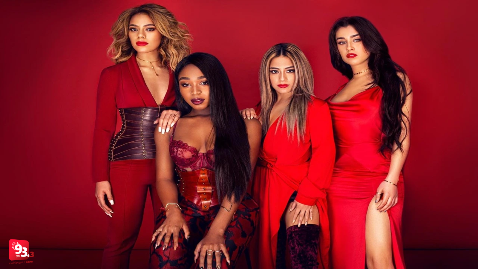 Fifth Harmony faz retorno oficial em show do Jonas Brothers em Dallas.