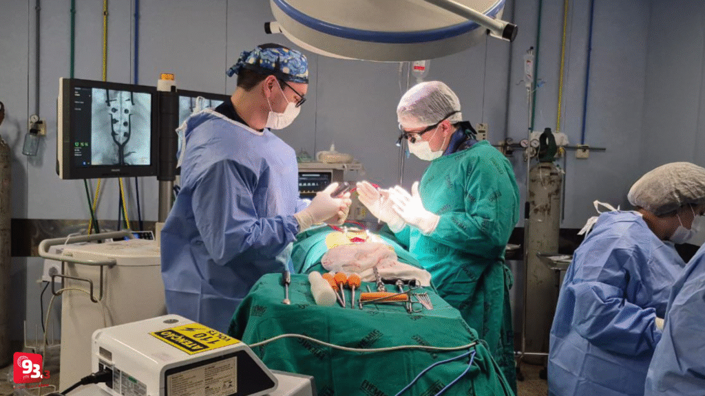Barbacena realiza sua primeira cirurgia de trauma raquimedular