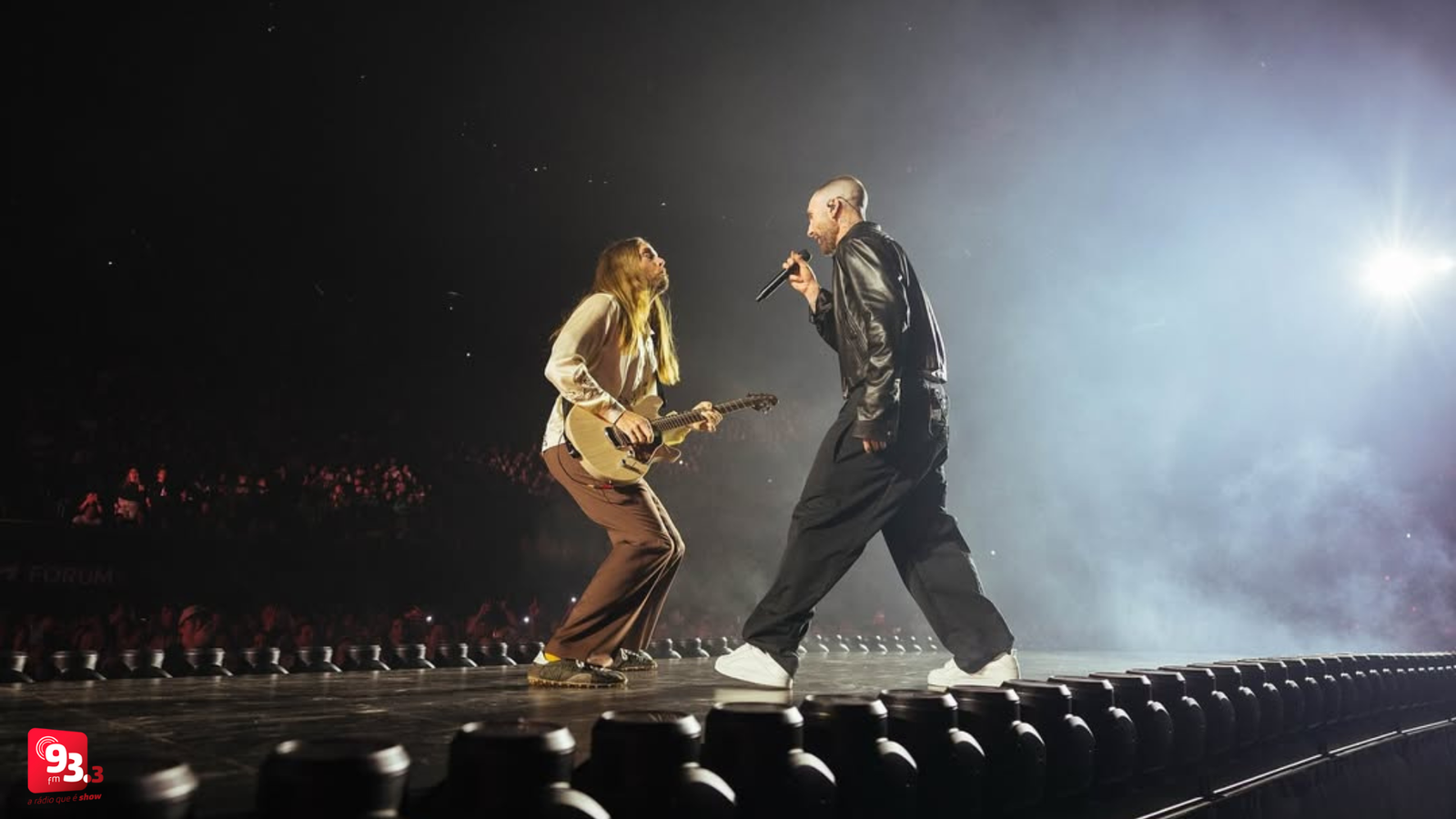 Maroon 5 anuncia show gratuito no Brasil em dezembro