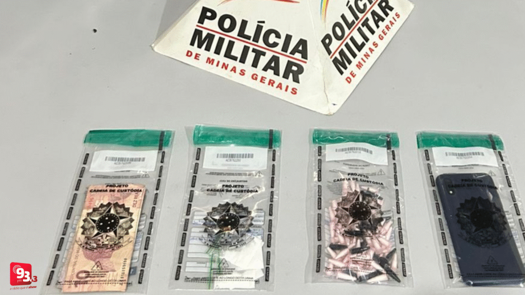 Jovem é preso com quase 100 eppendorfs de cocaína