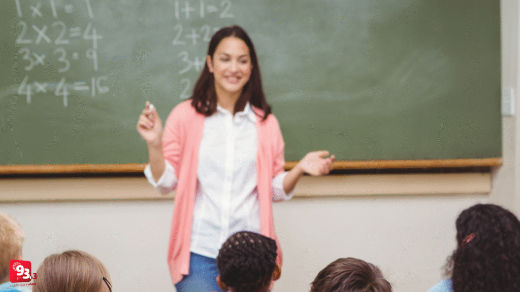 Educação de Barbacena divulga vaga temporária para Professor I nesta quinta-feira (30)
