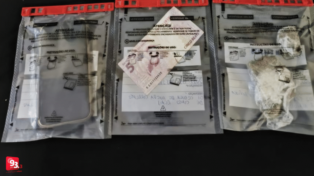 Jovem é preso por tráfico de drogas após perseguição policial em Barbacena