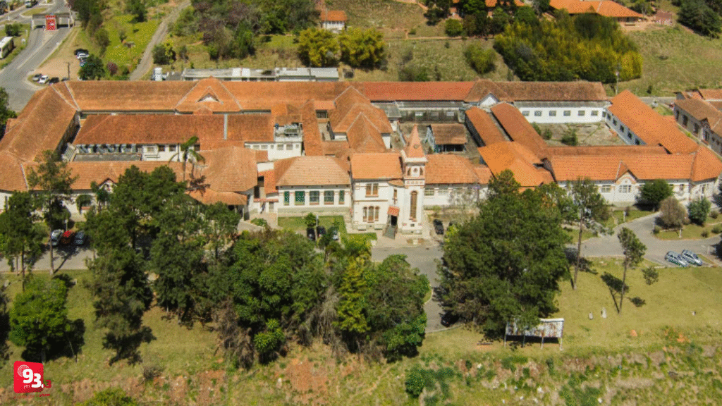 Complexo Hospitalar de Barbacena lança seleção para técnicos de enfermagem e fonoaudiólogos