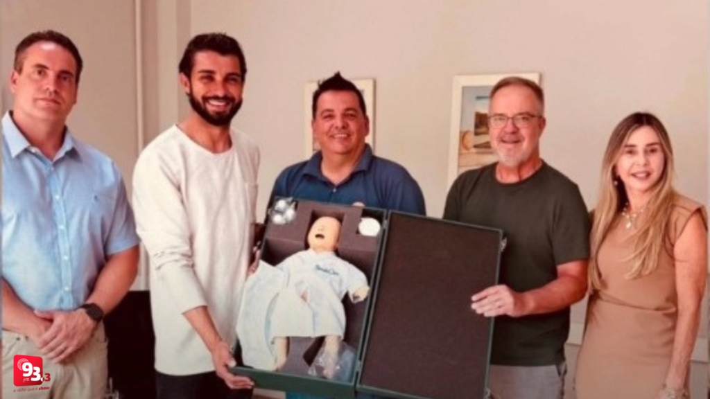 Fame doa simulador neonatal e fortalece treinamentos do Samu na região