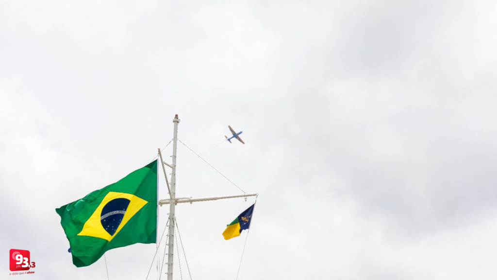 Barbacena recebe sobrevôos de aeronaves da FAB na formatura da Epcar