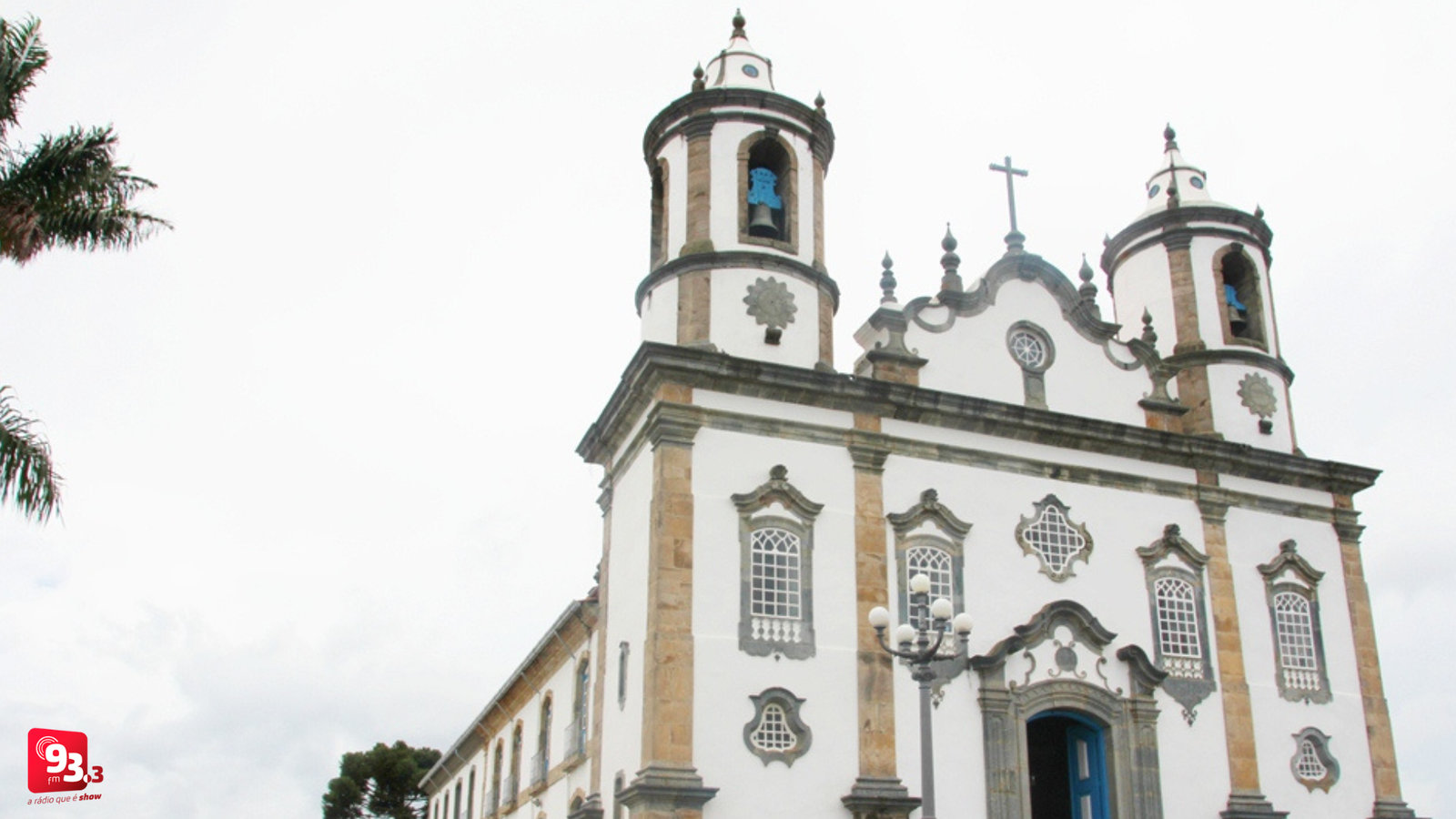 Leia mais sobre o artigo Matriz a Assunção celebra Santa Missa Rorate Caeli, em Barbacena