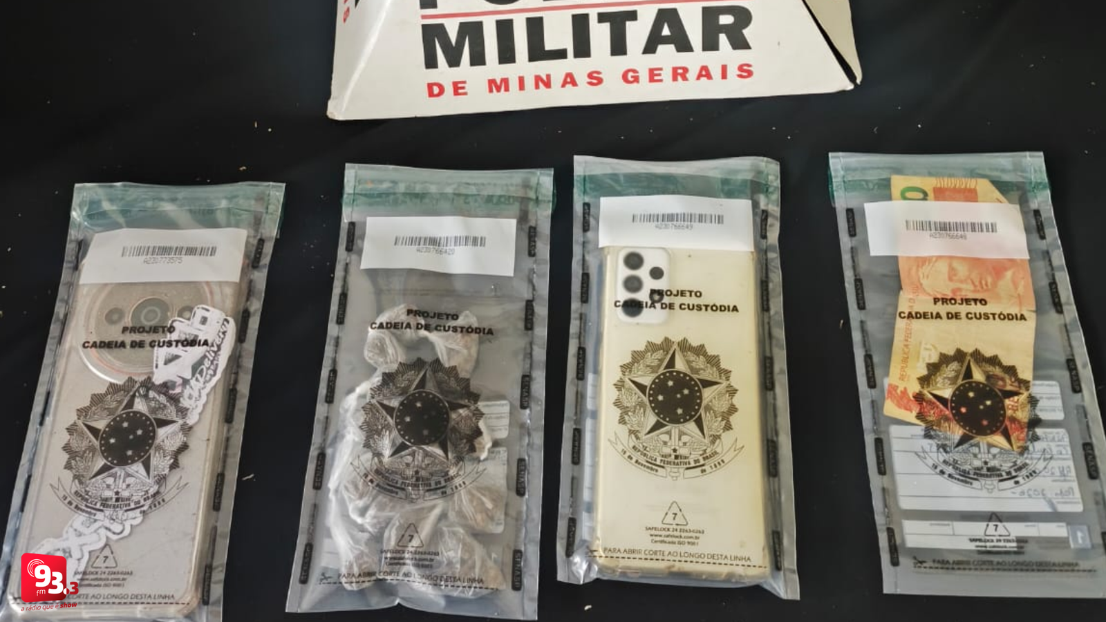 Leia mais sobre o artigo Homem é preso por dano ao patrimônio e tráfico de drogas no terminal rodoviário de Barbacena