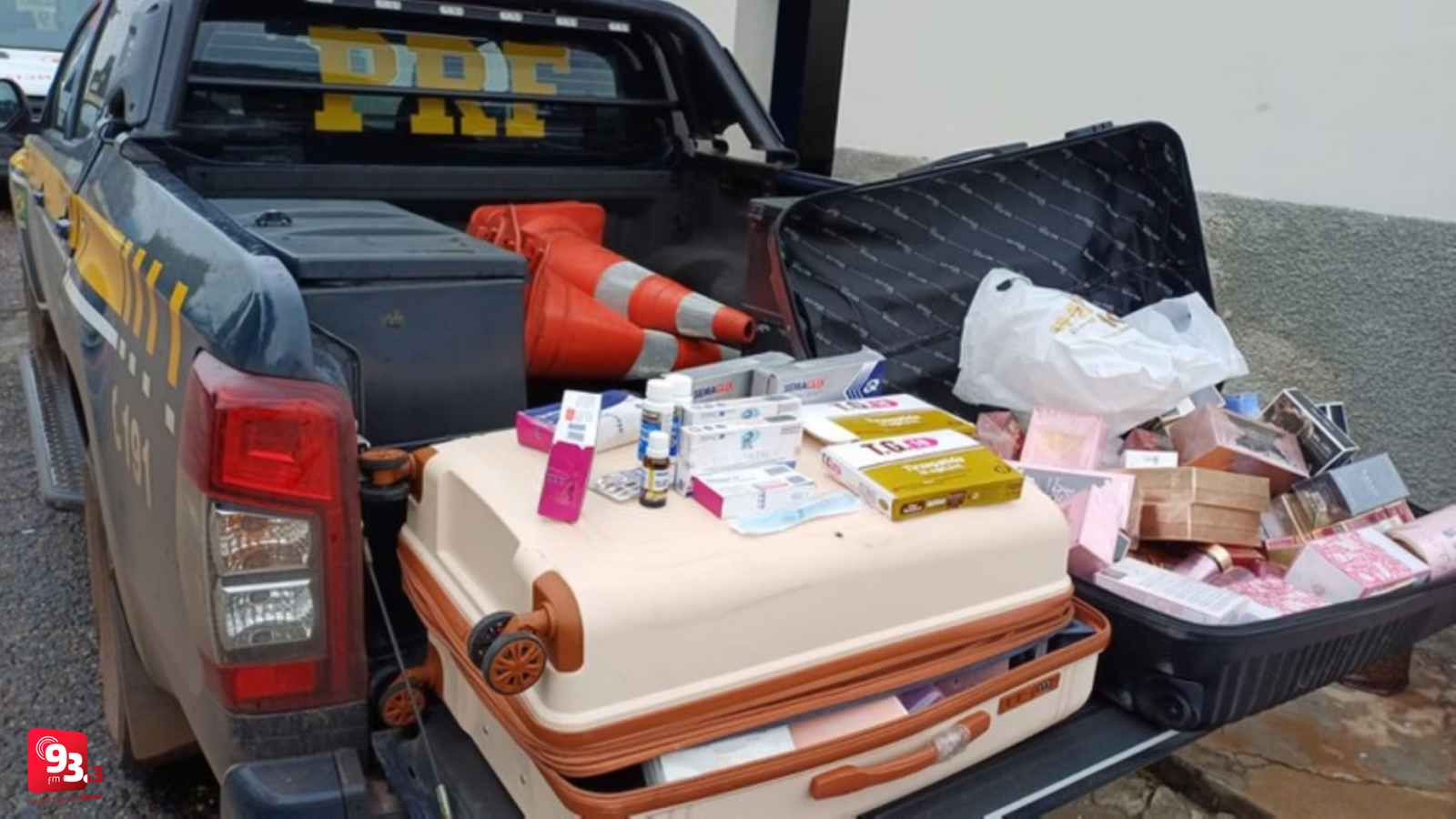 Leia mais sobre o artigo Homem é preso na BR-040 transportando canetas emagrecedoras