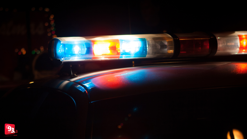 Homem é preso com drogas e arma em Santos Dumont