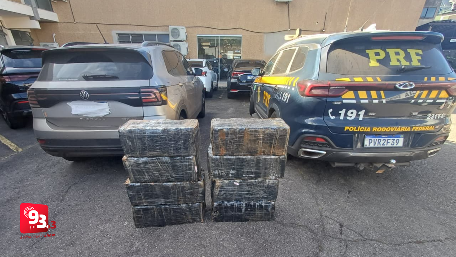 Leia mais sobre o artigo PRF apreende 237 quilos de maconha na BR-267 entre Lima Duarte e Juiz de Fora