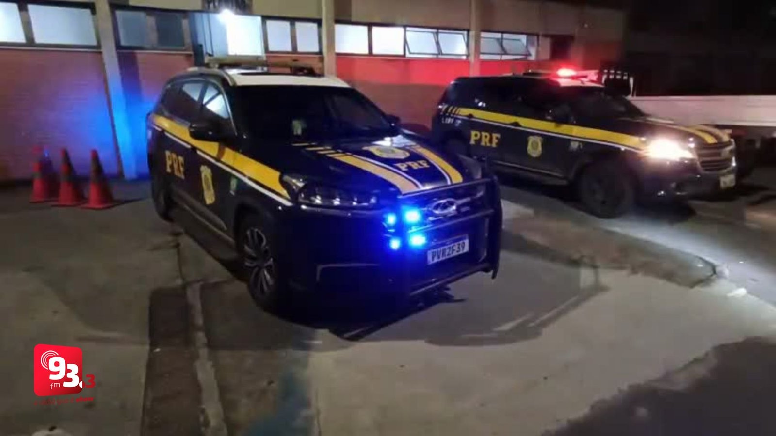Leia mais sobre o artigo PRF apreende quase 200 quilos de pasta base de cocaína na BR-040, em Barbacena