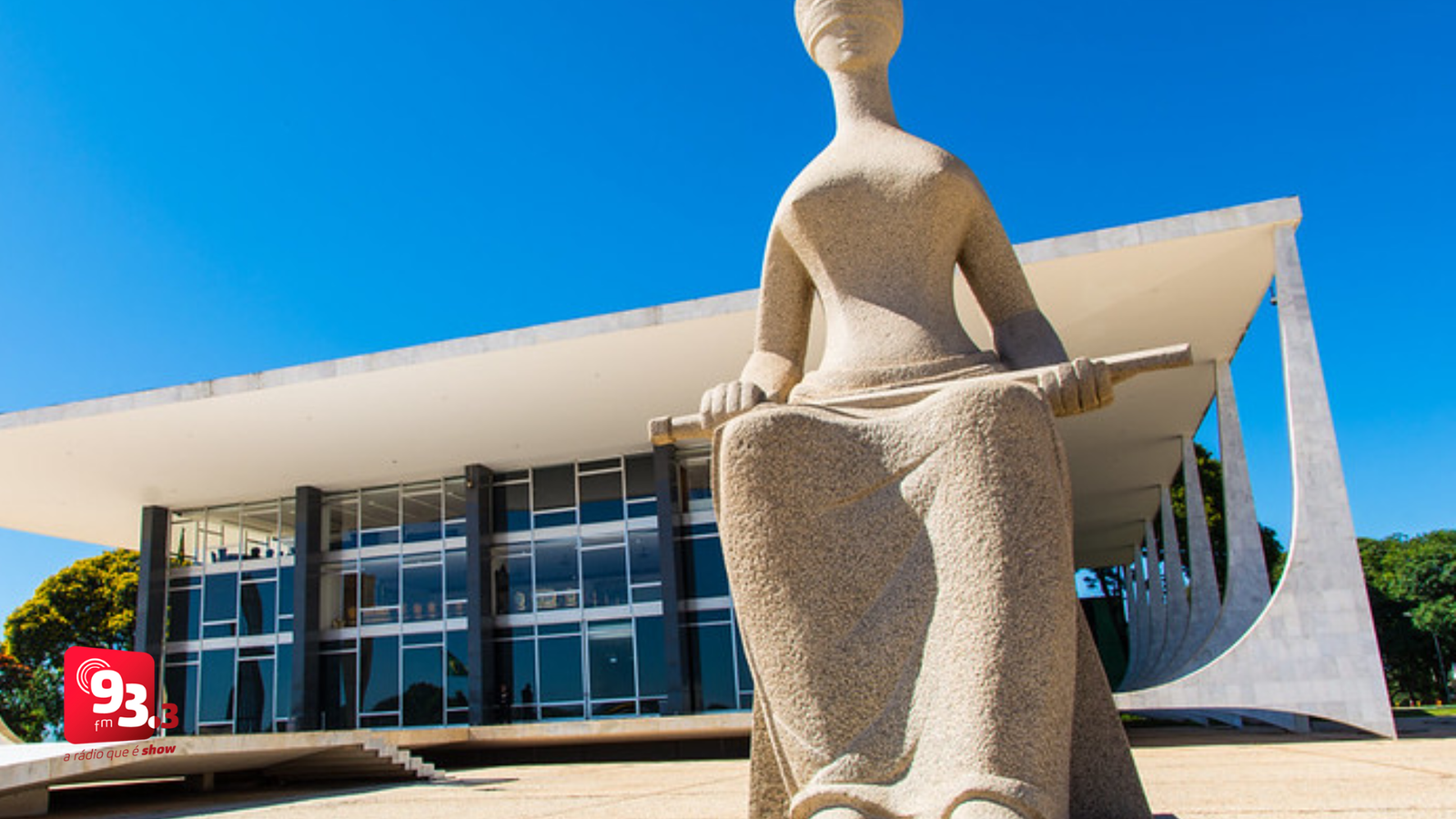 Leia mais sobre o artigo STF decide que professores temporários têm direito ao piso nacional do magistério