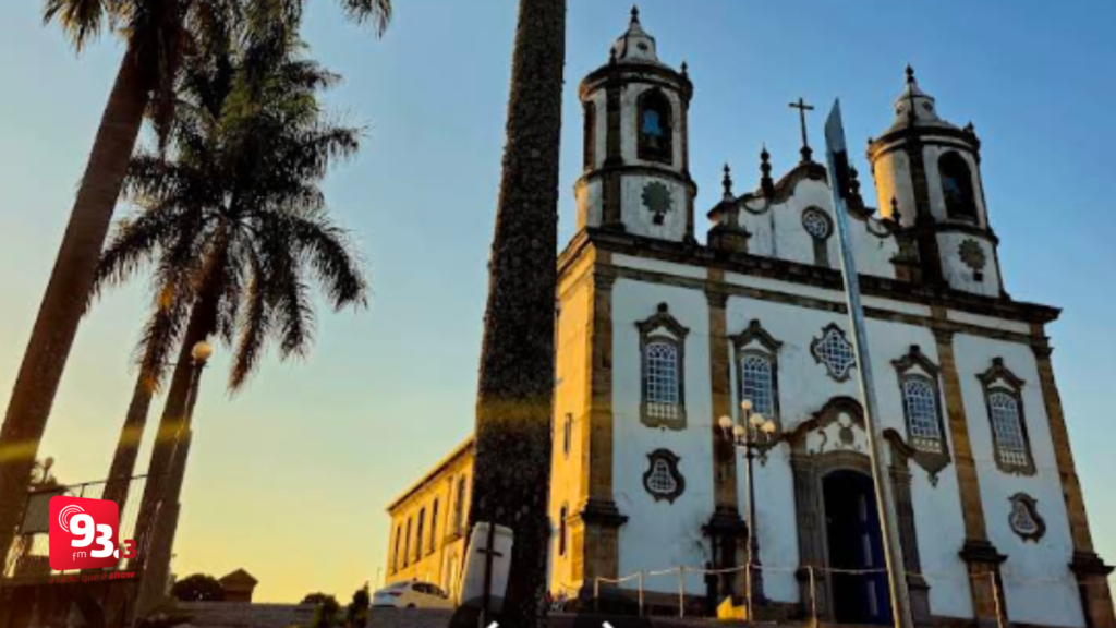 Paróquia da Assunção em Barbacena celebra Alegrias de Maria