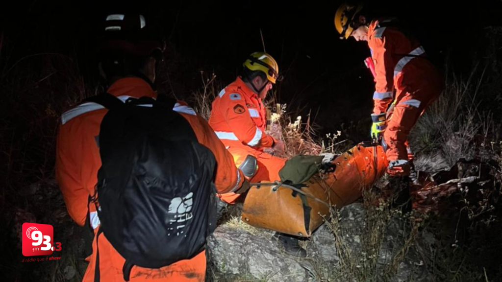 Bombeiros resgatam homem perdido na Serra do Lenheiro, em São João del-Rei