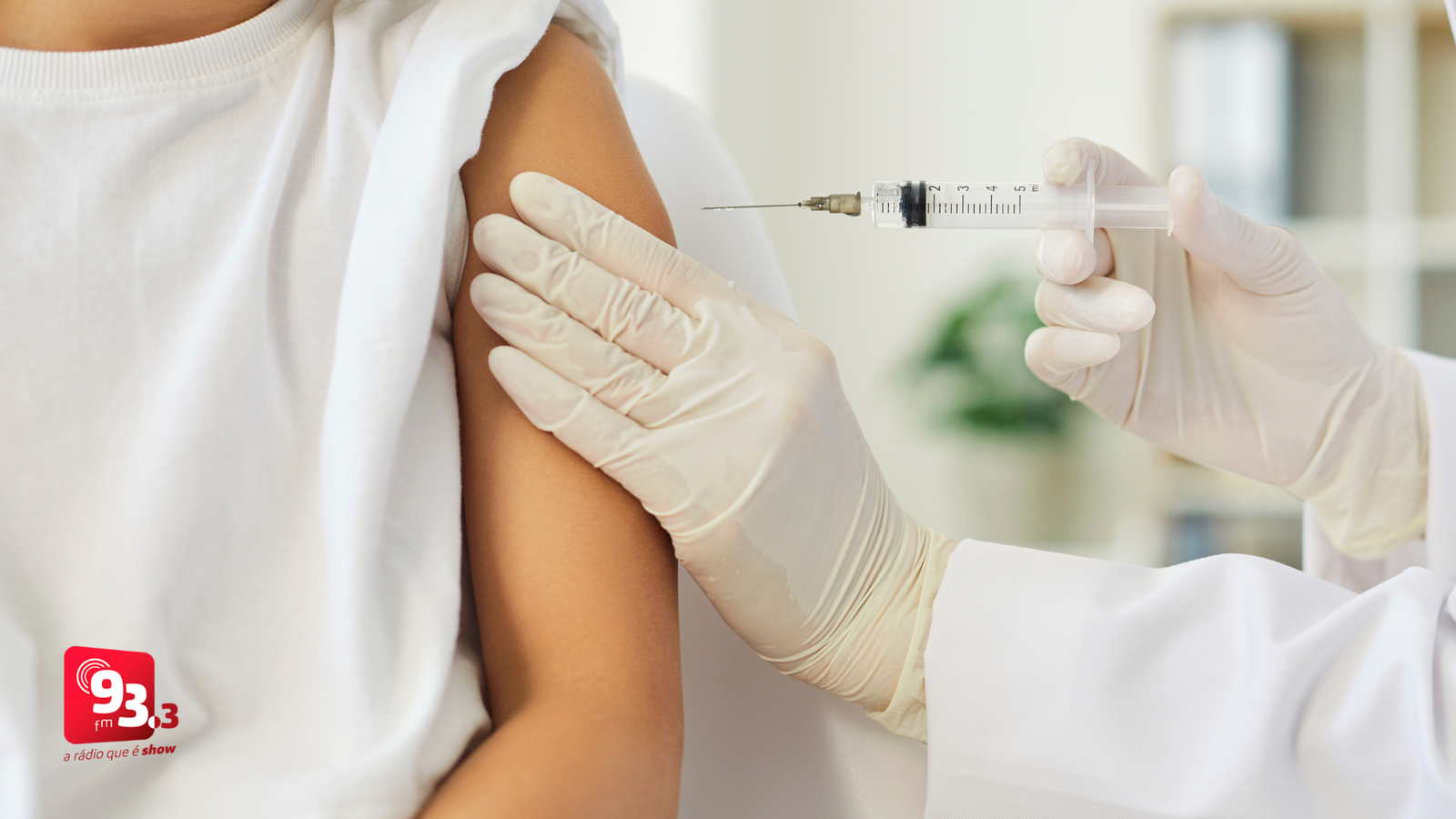 Leia mais sobre o artigo Minas aplica quase 17 mil doses em ação de vacinação nas escolas