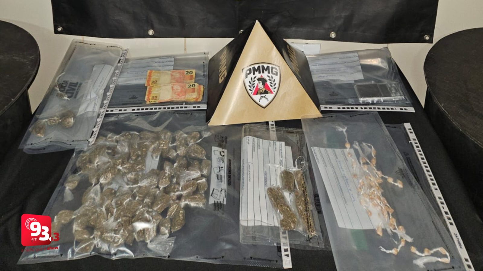 Leia mais sobre o artigo Adolescente é flagrado com 107 buchas de maconha em Barbacena