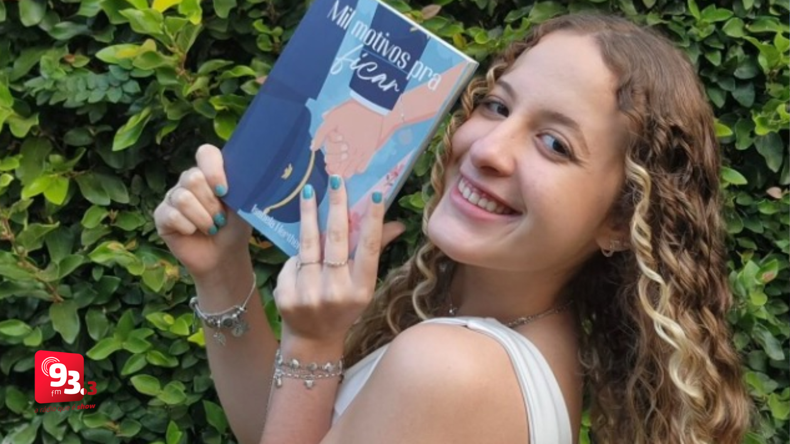 Leia mais sobre o artigo Isabela Herthel realiza noite de autógrafos em Barbacena